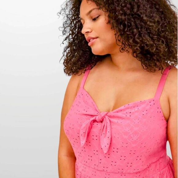 TORRID PLUS SIZE Mini Pink Knit Embroidered Skater Dress With A Sweetheart Neckl - Picture 3 of 16